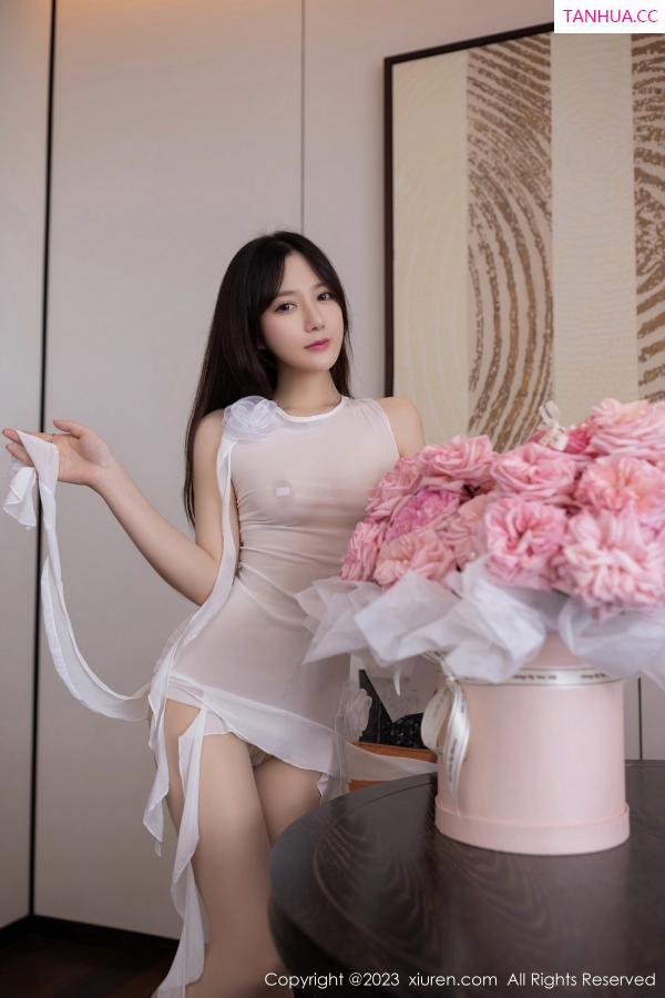 鱼子酱fish  [XiuRen]高清写真图 2023.03.31 No.6512 鱼子酱Fish 美腿丝袜第2张图片